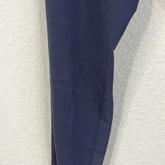 Lululemon Sheer Will Leggings Mesh Sheer Thigh Panels Pulse Stone Blue - Picture 12 of 15